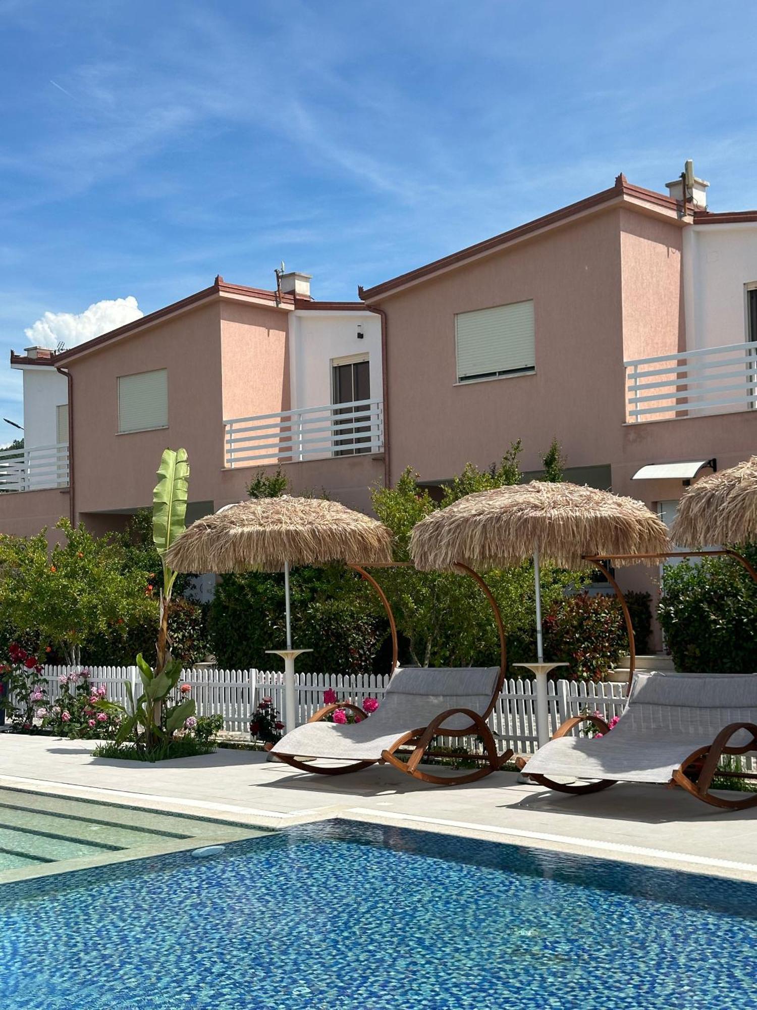 Apartamento Tea Residence, Gjiri I Lalzit *